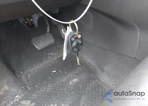 2015 Ford Focus Se z USA, uszkodzony, nr VIN 1FADP3K21FL254875